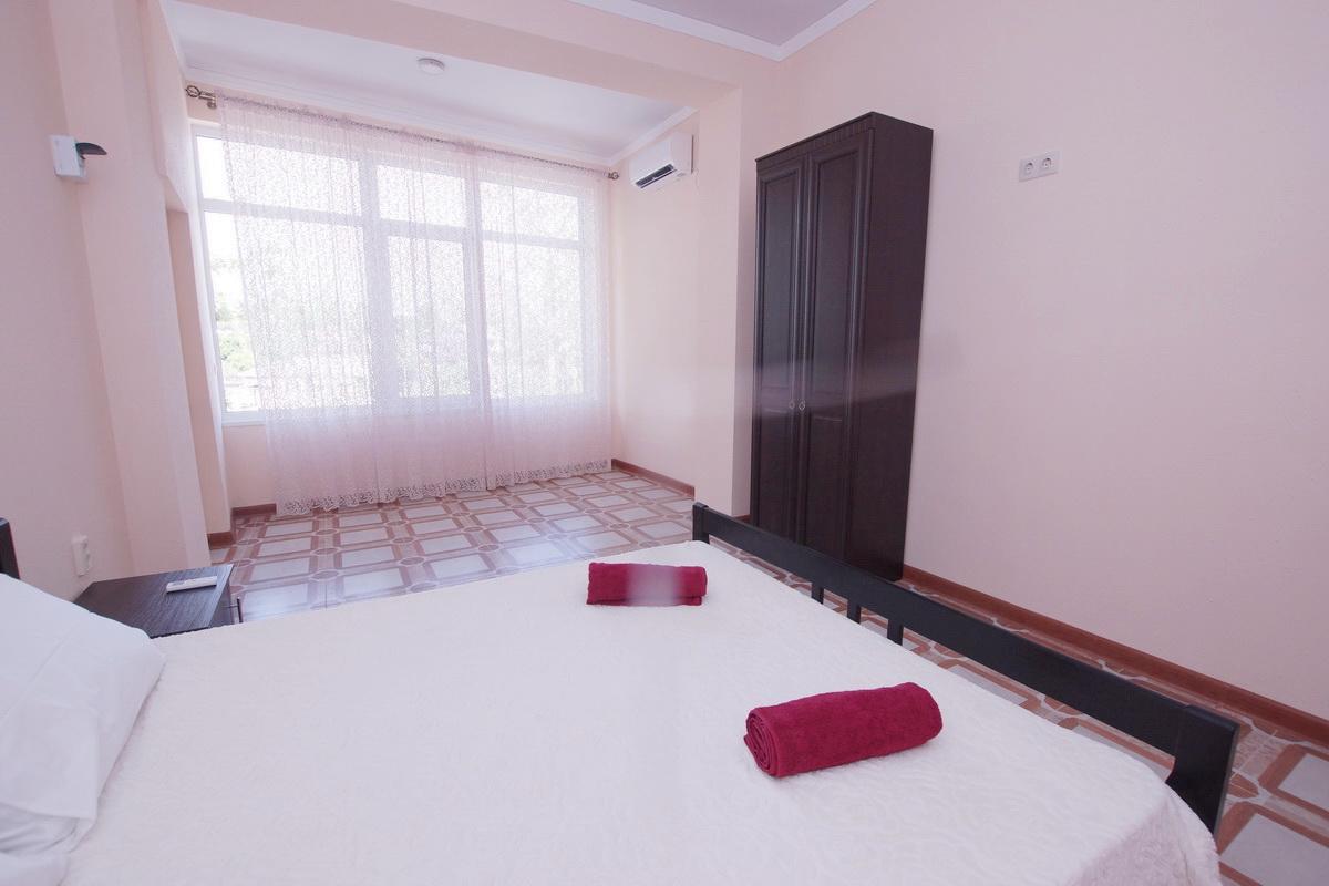 Guest House Belyi Lebed Soechoemi Buitenkant foto